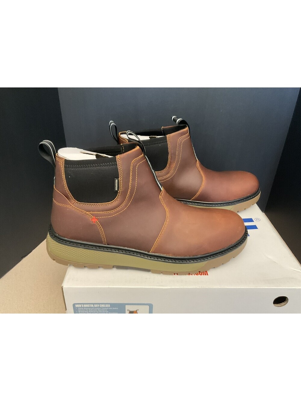 New! Mens Xtratuf Bristol Bay Leather Chelsea Boots. Size 14M. Nice Boots!